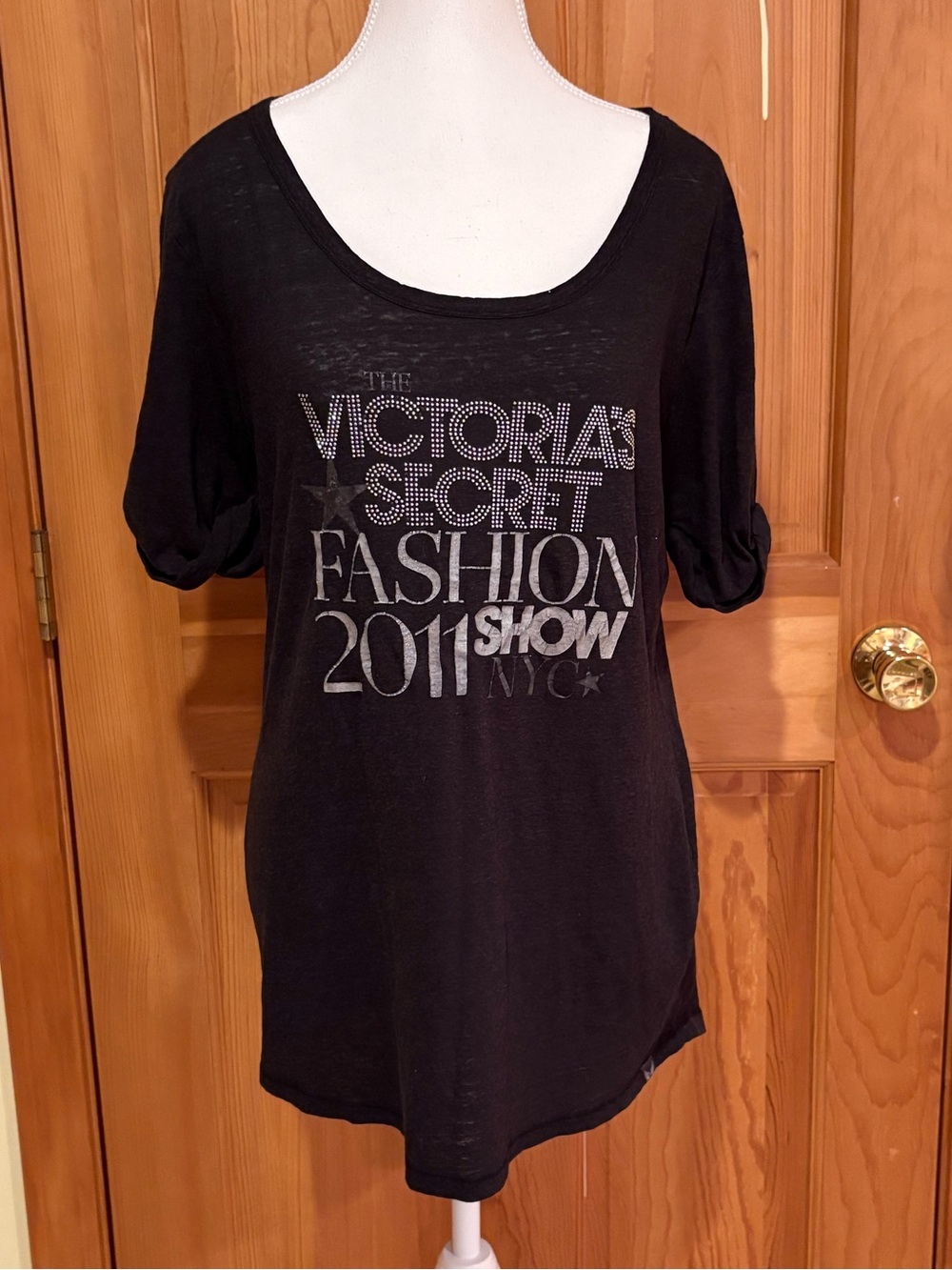 Victoria's Secret Black Graphic 'Fashion Show 2011' Tee